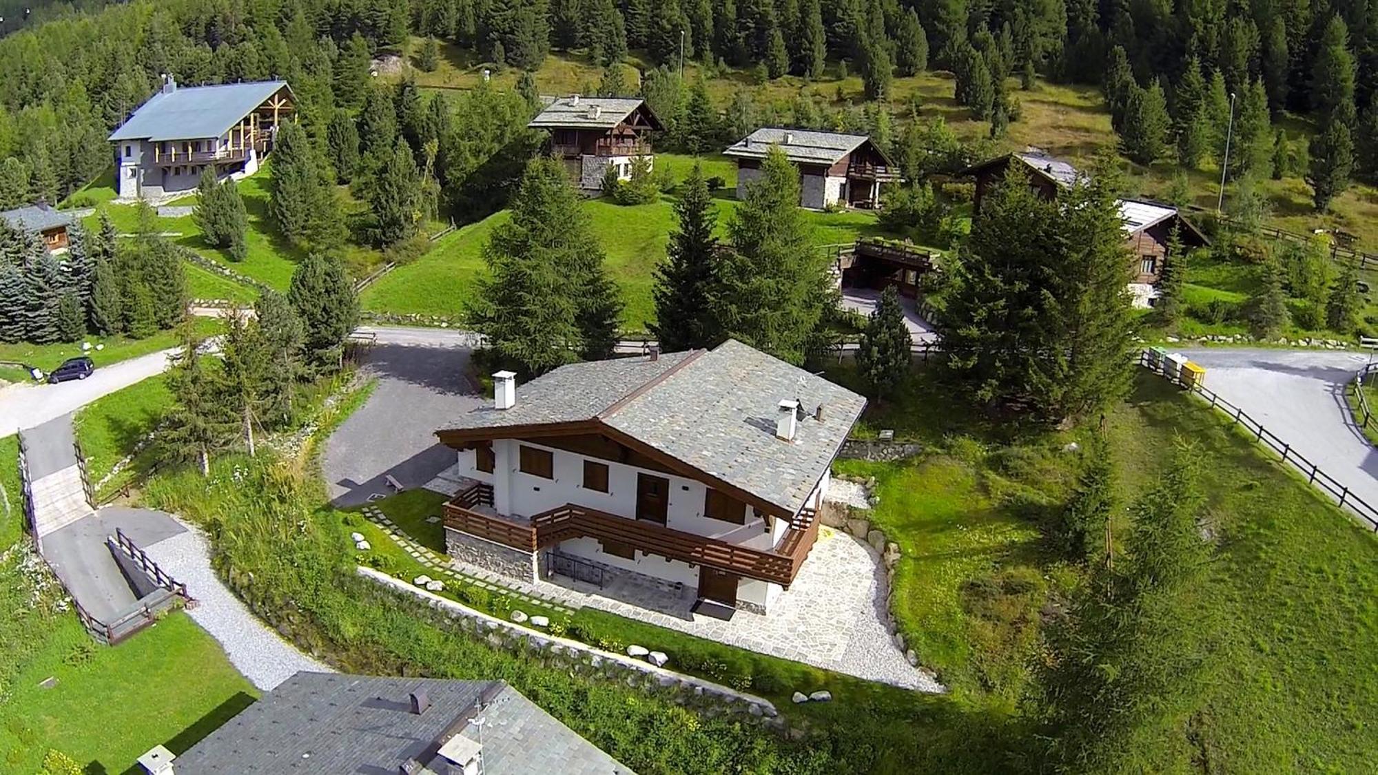 Chalet Elena Lägenhet Livigno Exteriör bild