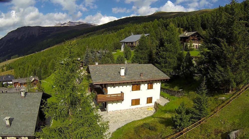 Chalet Elena Lägenhet Livigno Exteriör bild